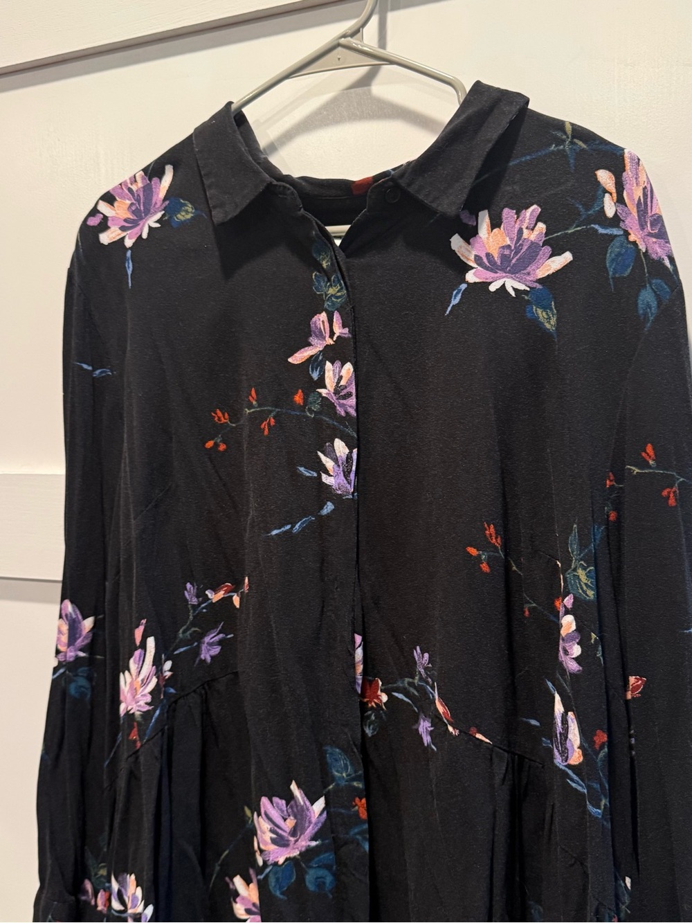 Ava & Viv Black Floral Women’s Flowy Blouse - Picture 3 of 10